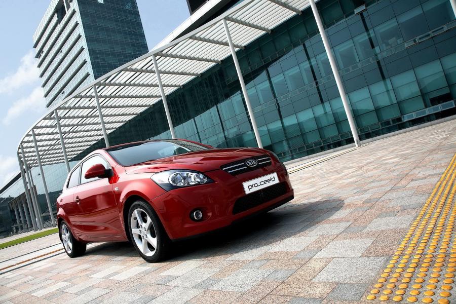 Kia pro_cee&rsquo;d 2008 года  (фото 137 из 182)